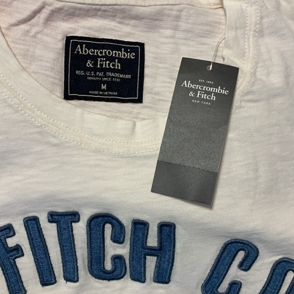 Vintage Abercrombie & Fitch Embroidered Logo Tee - Picture 10 of 13